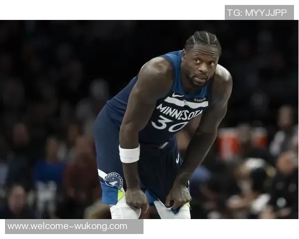 局势逆转爱德华兹上篮得分兰德尔罚球全中森林狼下半场强势开局13-0 局势逆转爱德华兹上篮得分兰德尔罚球全中森林狼下半场强势开局13-0