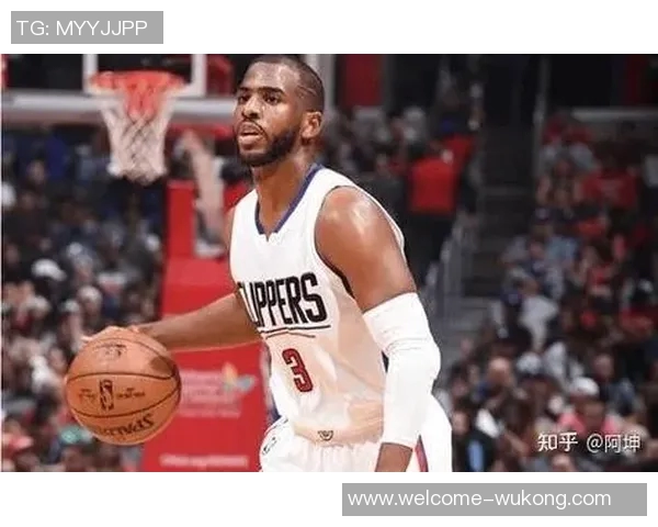 保罗谈球队训练营表现强调互信是成功的关键因素