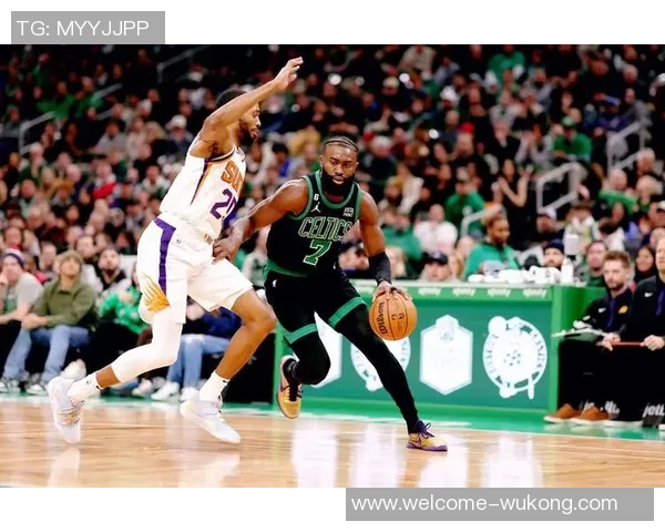 凯尔特人对决步行者杰伦布朗状态良好沃尔什因病缺席比赛