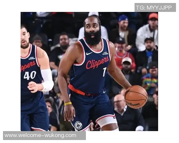 哈登申请离队快船战神卡还在拼搏却面临家破人亡的困境